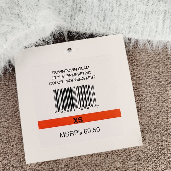 Ellen Tracy XS NEW Fuzzy Sweater - Picture 6 of 8